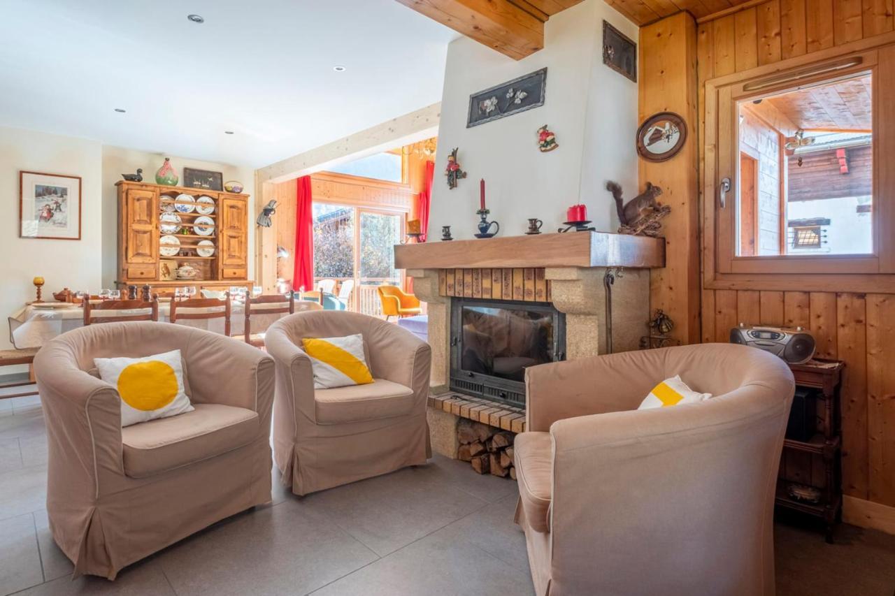 Family Cottage With Balcony In Chamonix Bagian luar foto