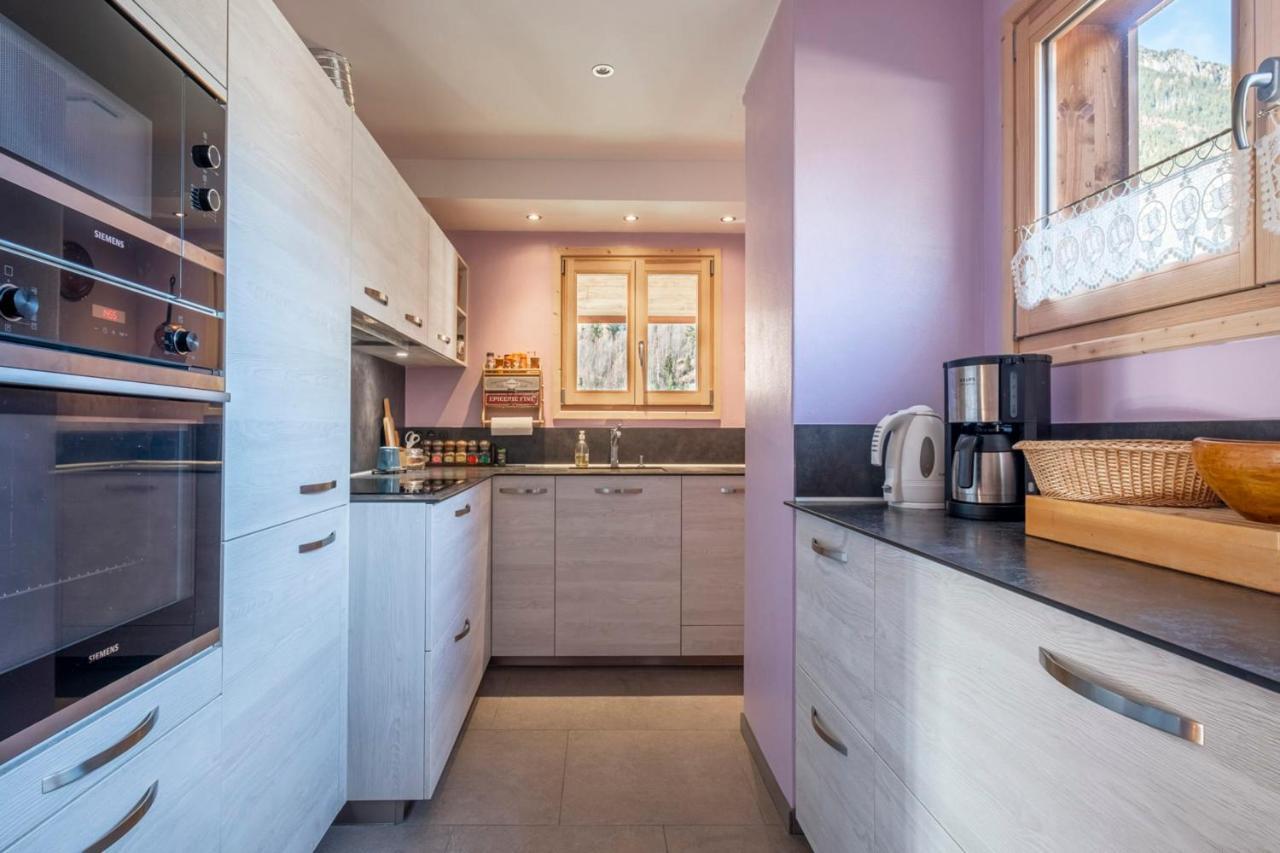 Family Cottage With Balcony In Chamonix Bagian luar foto
