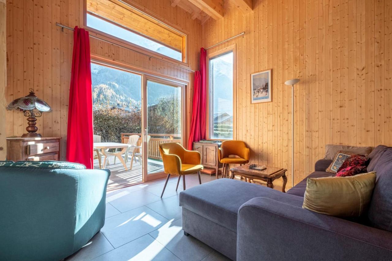Family Cottage With Balcony In Chamonix Bagian luar foto