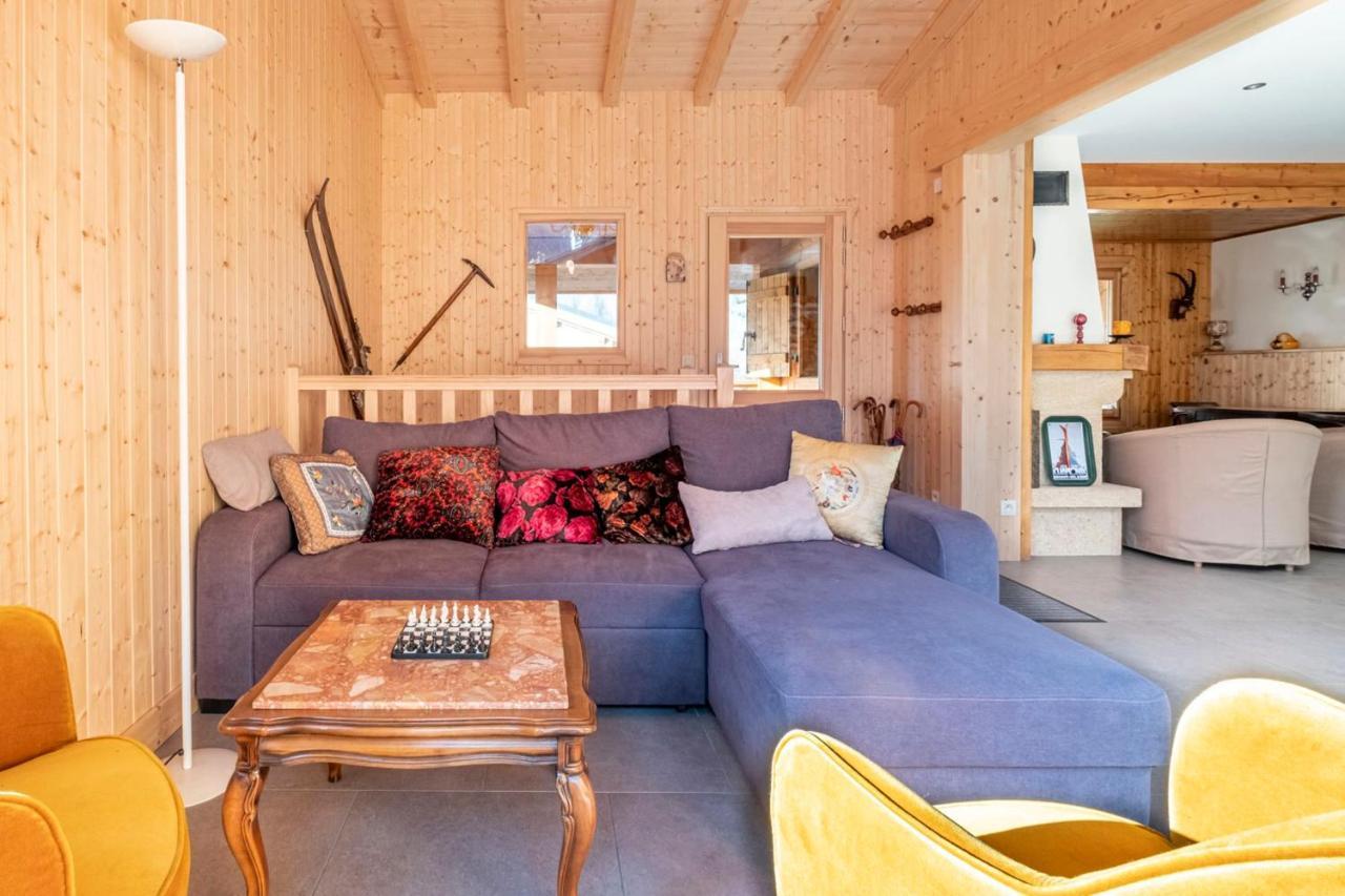 Family Cottage With Balcony In Chamonix Bagian luar foto