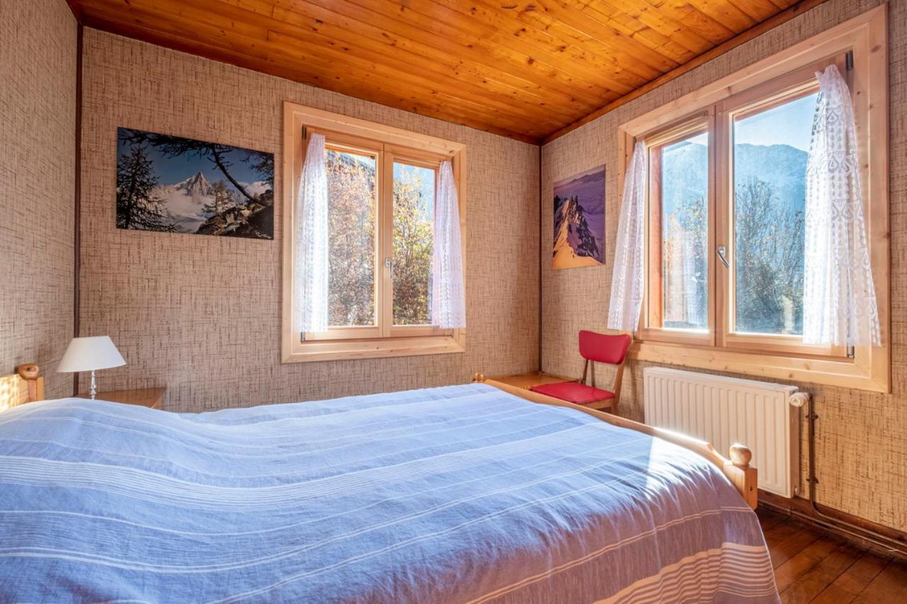 Family Cottage With Balcony In Chamonix Bagian luar foto